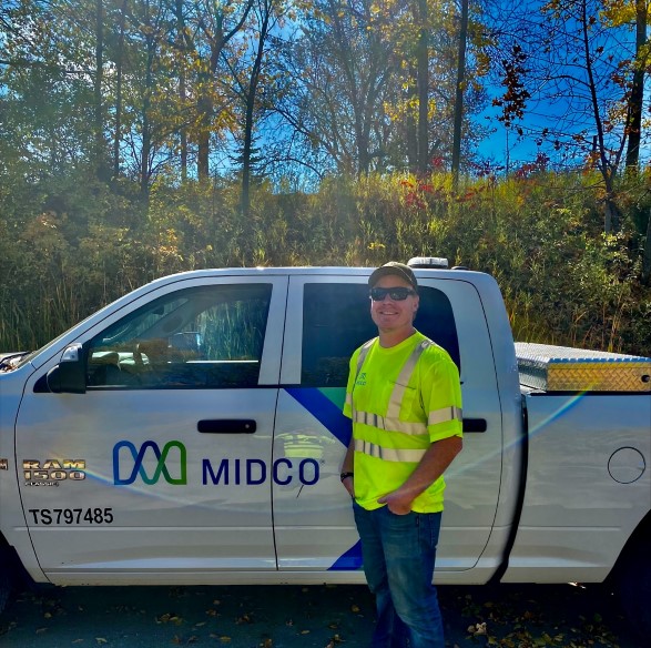 Midco worker in action